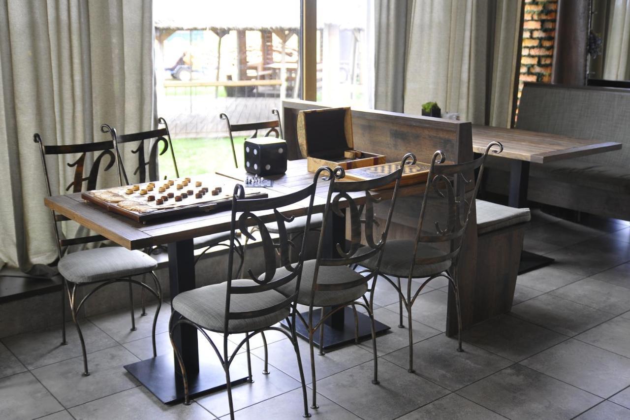 Nester House Svityaz' Ngoại thất bức ảnh
